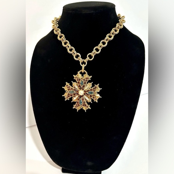 R.J. GRAZIANO Vintage Rhinestone Maltese Cross Pendant Necklace - Picture 2 of 11